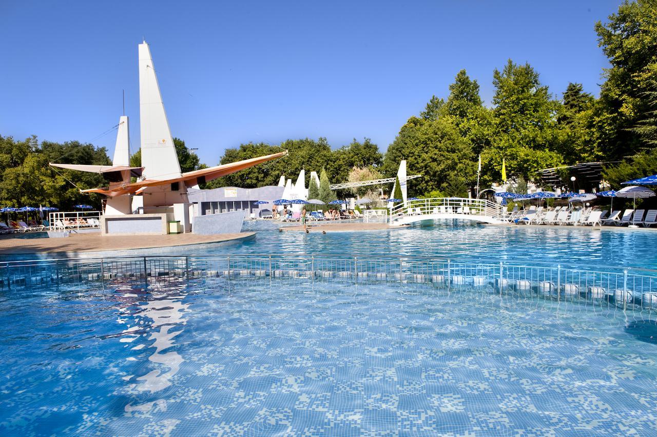 Hotel Ralitsa Aquaclub Albena Luaran gambar